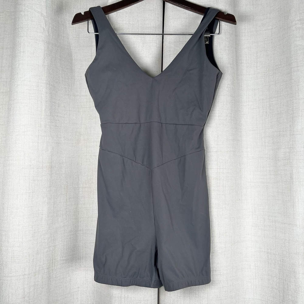 Varley Let's Go Juni All in 1 Active Jumpsuit Romper Size Medium Grey Athleisure